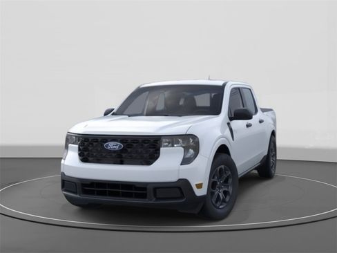 New 2026 Ford Maverick XLT image 2