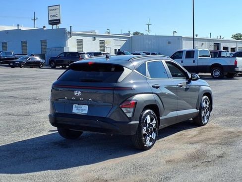Used 2025 Hyundai Kona SEL FWD image 5
