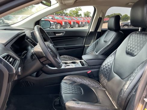 Used 2023 Ford Edge Titanium w/ Cargo Accessory Package AWD/4WD image 18