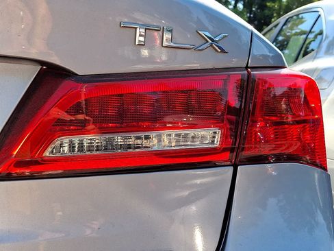 Used 2018 Acura TLX w/ Technology Package AWD/4WD image 5