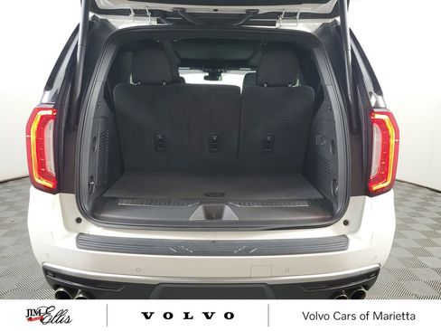 Used 2024 GMC Yukon Denali RWD image 11