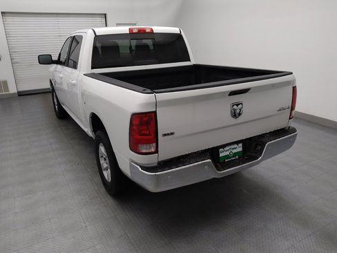 Used 2019 RAM 1500 Classic SLT image 5