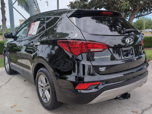 Used 2017 Hyundai Santa Fe Sport FWD image 8