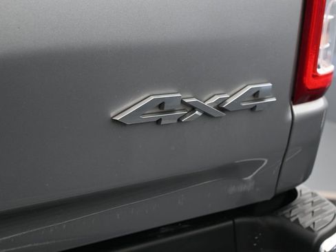 Used 2023 RAM 1500 Big Horn AWD/4WD image 34