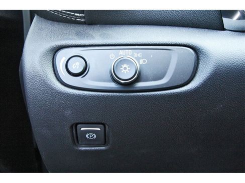 Used 2023 Chevrolet Blazer LT image 10