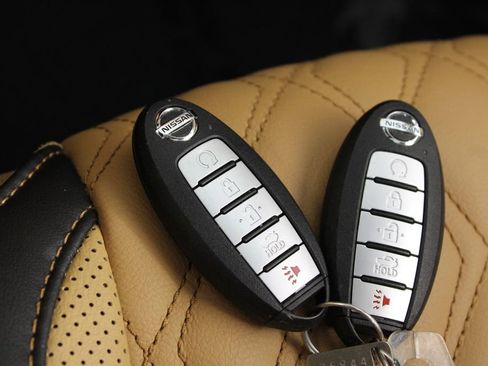 Certified 2023 Nissan Sentra SV w/ SV Premium Package FWD image 32
