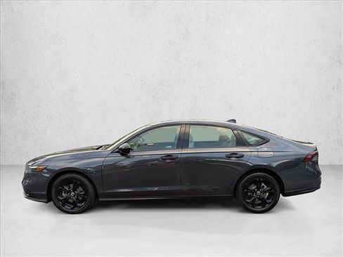 Certified 2025 Honda Accord SE image 5