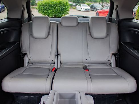 Used 2019 Honda Odyssey EX-L image 17