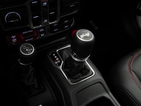 New 2026 Jeep Wrangler Unlimited Rubicon AWD/4WD image 25