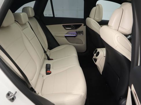 New 2026 Mercedes-Benz GLC 300 image 24