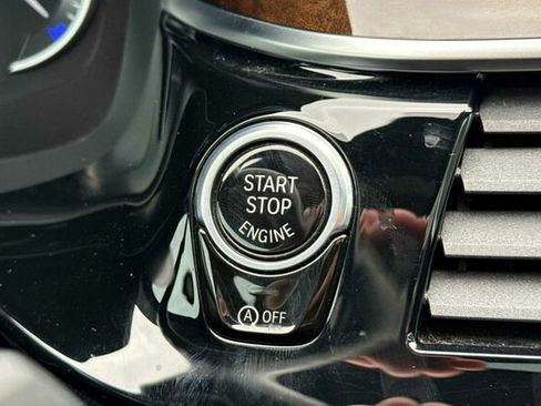 Used 2018 BMW 540i image 22