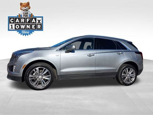 Used 2025 Cadillac XT5 Premium Luxury image 3