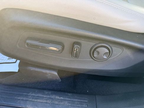 Used 2024 Honda CR-V EX-L image 16