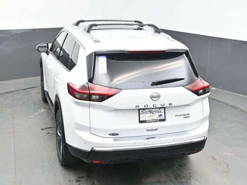 New 2026 Nissan Rogue Platinum w/ Platinum Premium Package image 37