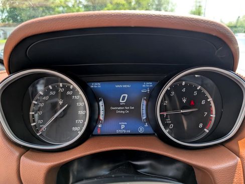 Used 2019 Maserati Levante image 24