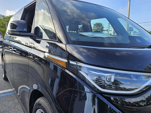 New 2025 Volkswagen ID. Buzz Pro S image 21