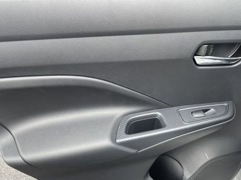 Used 2025 Nissan Versa SV w/ Trunk Package image 13