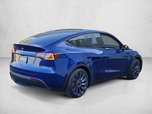 Used 2025 Tesla Model Y Performance AWD/4WD image 5