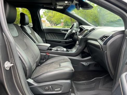 Used 2020 Ford Edge ST w/ Equipment Group 401A AWD/4WD image 23