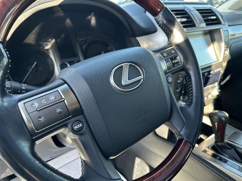 Used 2016 Lexus GX 460 image 14