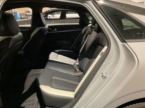 New 2026 Kia K5 GT-Line image 18