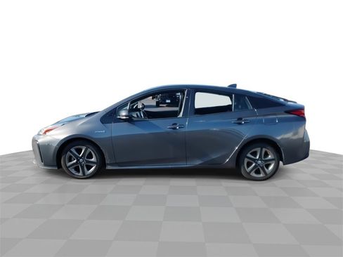 Used 2019 Toyota Prius L Eco image 5
