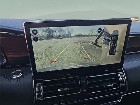 Used 2022 Lincoln Navigator Reserve image 27