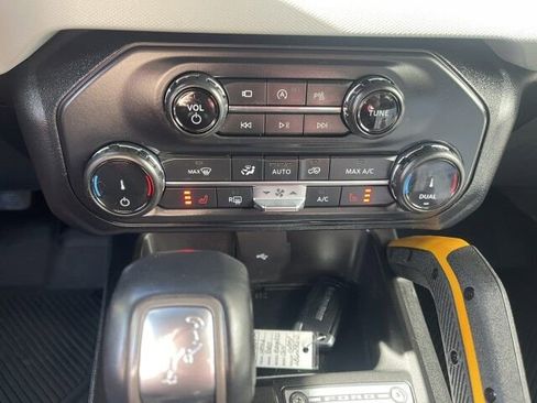 Used 2022 Ford Bronco Badlands image 33