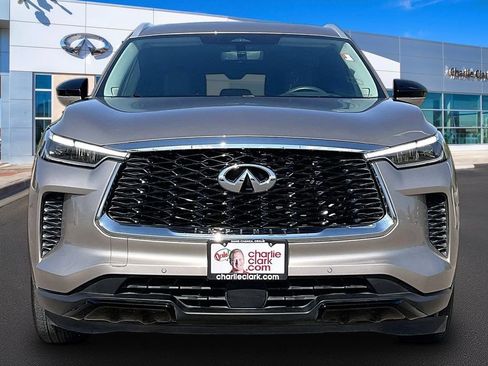 Used 2023 INFINITI QX60 Luxe w/ Vision Package AWD/4WD image 3