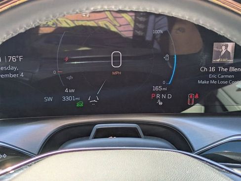 New 2026 Cadillac Vistiq Sport w/ LPO, Floor Liner Package image 32