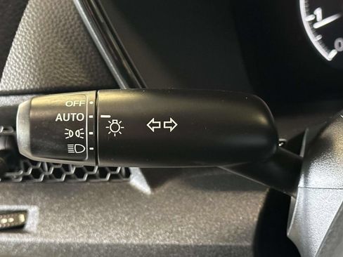 Used 2023 Honda CR-V LX image 23