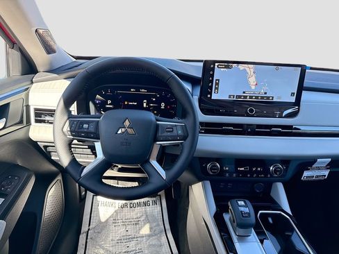 New 2026 Mitsubishi Outlander SE FWD image 24
