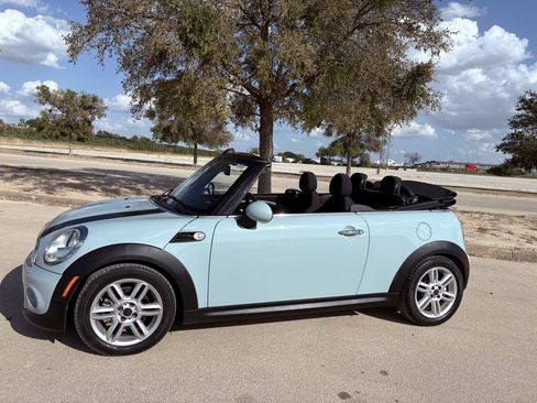 Used 2013 MINI Cooper Convertible FWD image 45