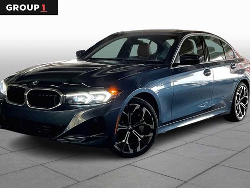 Certified 2025 BMW 330i Sedan image 1