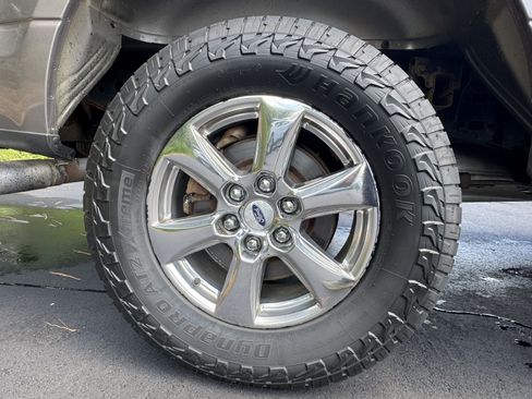 Used 2018 Ford F150 XLT w/ Equipment Group 302A Luxury AWD/4WD image 20