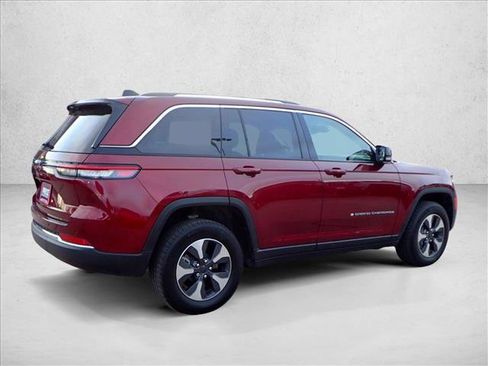 Used 2022 Jeep Grand Cherokee Limited 4xe image 4