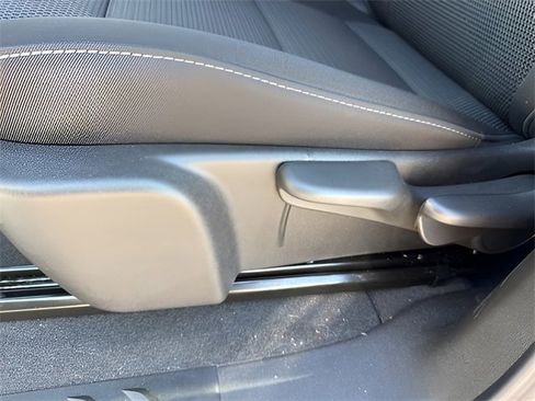 New 2025 GMC Canyon Elevation image 17