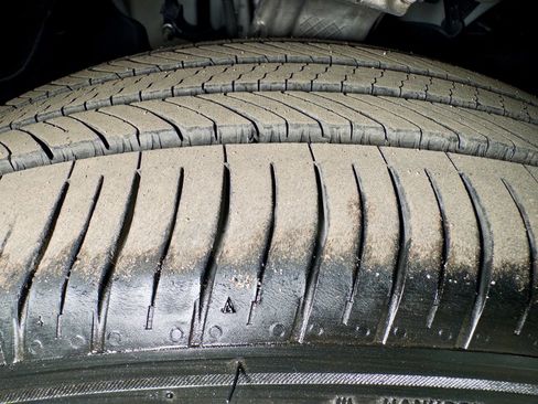 Used 2020 Tesla Model S Long Range image 38