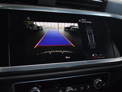 Used 2022 Audi Q3 2.0T Premium image 16