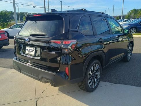 New 2026 Subaru Forester Touring AWD/4WD image 5