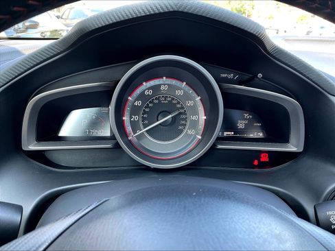 Used 2014 MAZDA MAZDA3 i Touring FWD image 12