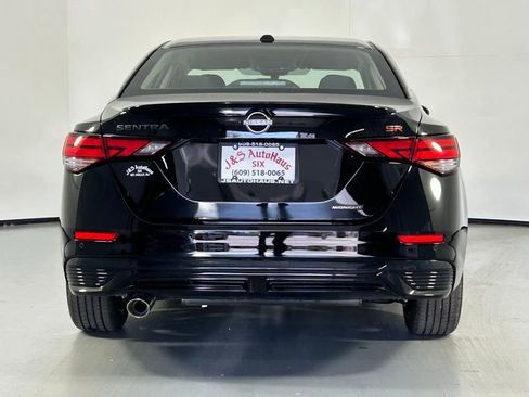 Used 2025 Nissan Sentra SR w/ Midnight Edition image 6