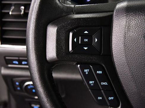 Used 2020 Ford F150 XLT w/ Equipment Group 302A Luxury AWD/4WD image 22