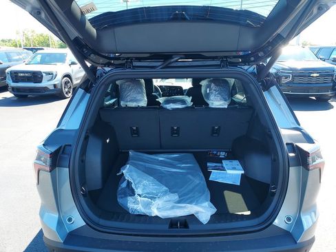 New 2026 Chevrolet Equinox RS w/ Convenience Package III FWD image 28