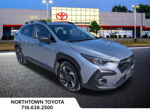 Used 2024 Subaru Crosstrek 2.5i Limited AWD/4WD image 12