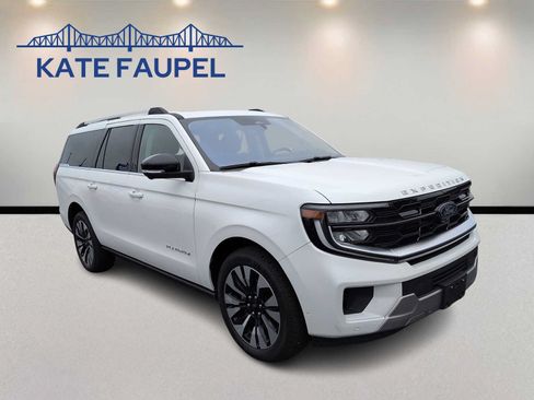 Certified 2025 Ford Expedition Max Platinum w/ Driver's Package AWD/4WD image 1