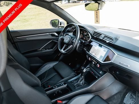 Used 2022 Audi Q3 2.0T Premium Plus w/ Premium Plus Package AWD/4WD image 11