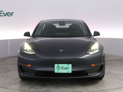 Used 2023 Tesla Model 3 Standard Range image 12