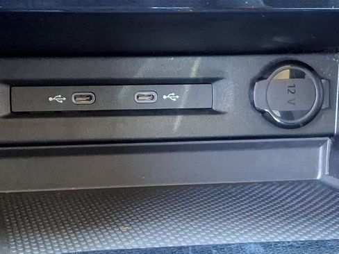 Certified 2025 Volkswagen Taos S image 25