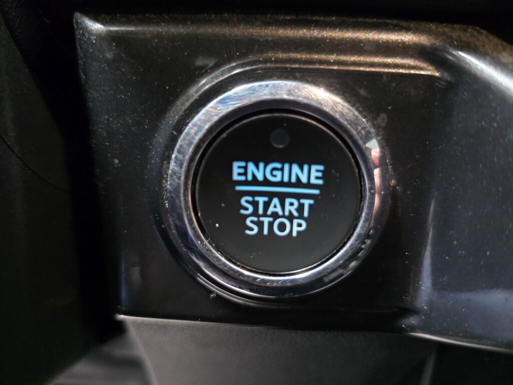 Used 2021 Ford F150 XLT w/ Equipment Group 302A High AWD/4WD image 16